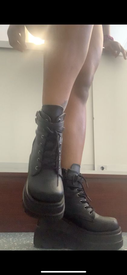 bunniesolez OnlyFans picture