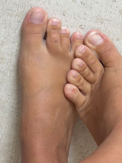 oliviaandherfeets OnlyFans picture