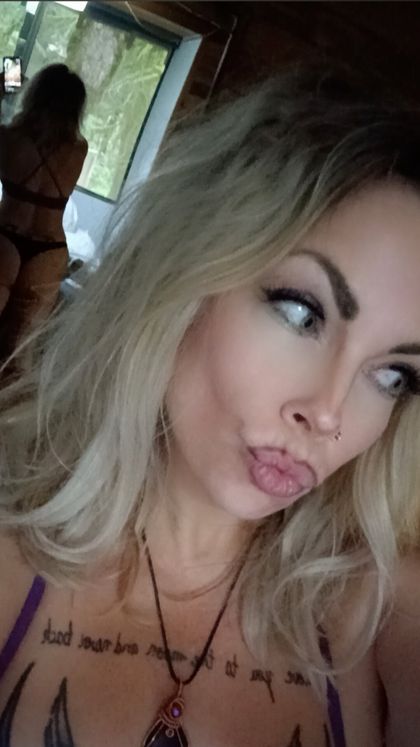 funshine36 OnlyFans picture