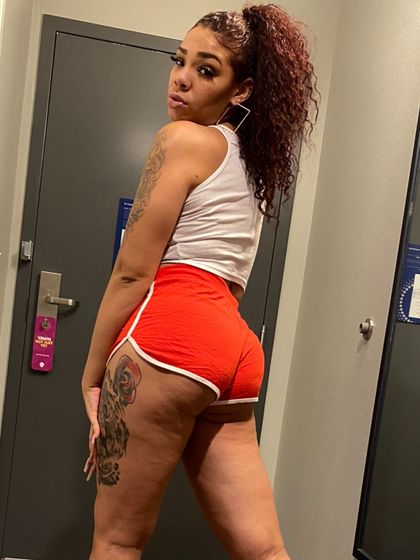 strawberryredd96 OnlyFans picture
