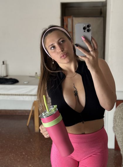 honeydollie OnlyFans picture