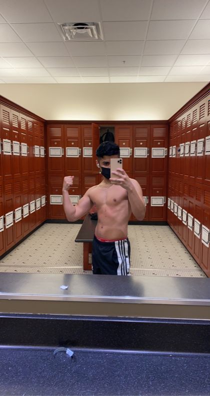 to718 OnlyFans picture