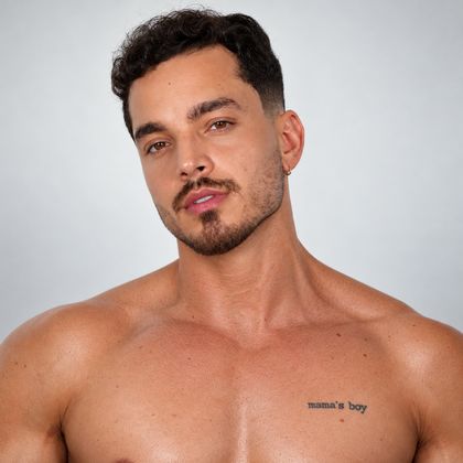 poyatoreal OnlyFans picture