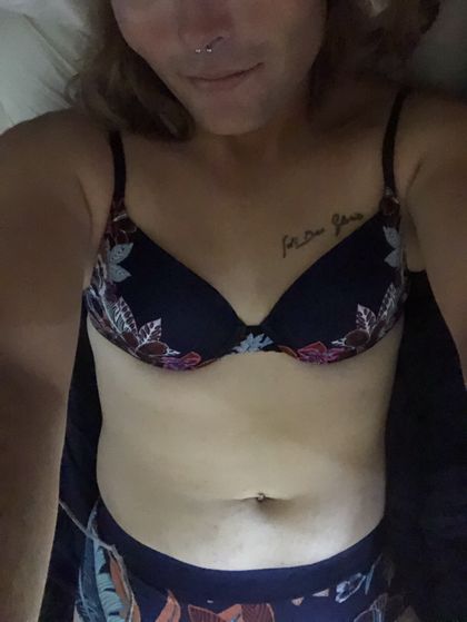missscarlettz OnlyFans picture