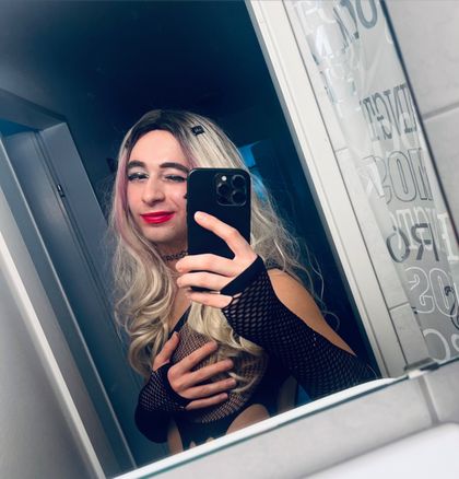 sissmine OnlyFans picture