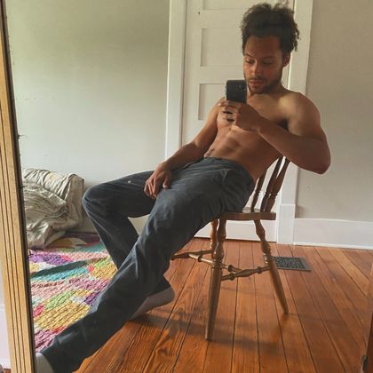 thezverse OnlyFans picture