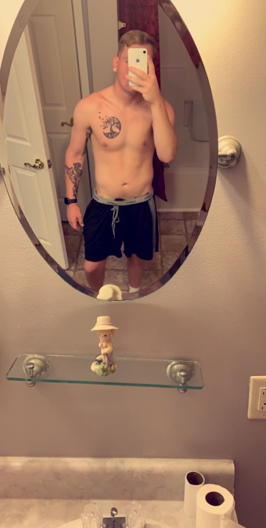 hangtokneelee OnlyFans profile picture