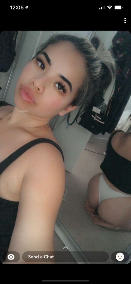 appleem24 OnlyFans picture