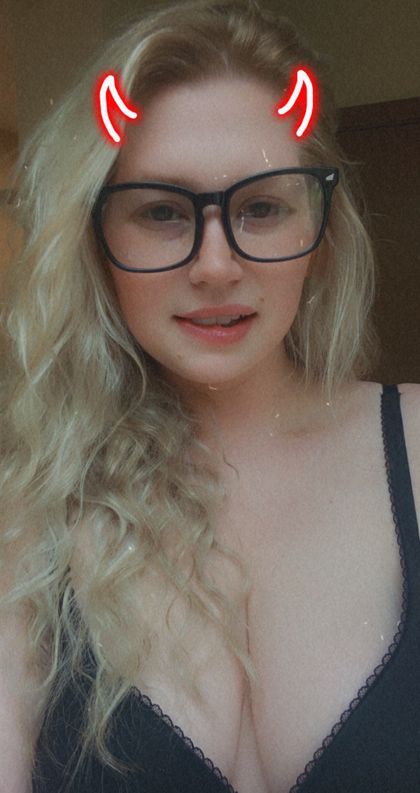 blondehottie098 OnlyFans picture