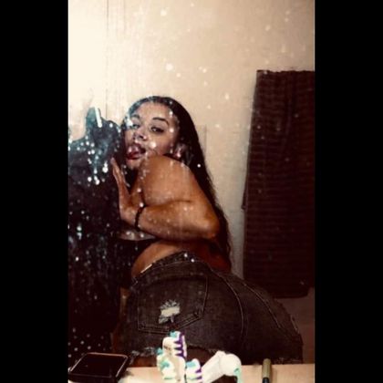 celyybby OnlyFans picture