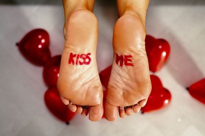 lauras_feet_free OnlyFans picture