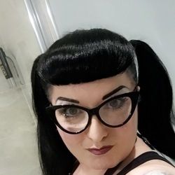 Petite Best OnlyFans Accounts, near Ireland | FansMetrics.com