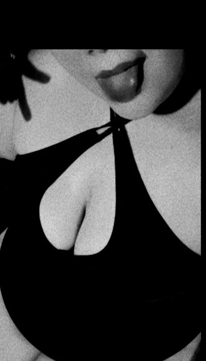 u261850458 OnlyFans picture