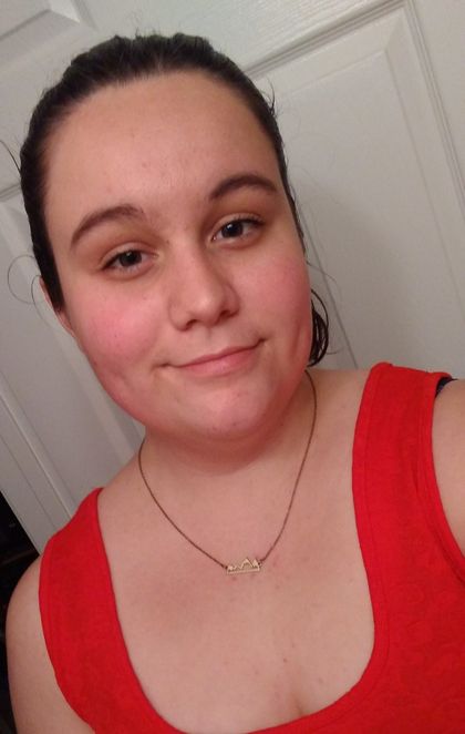 Best Hot Elliemoorex OnlyFans Accounts | FansMetrics.com