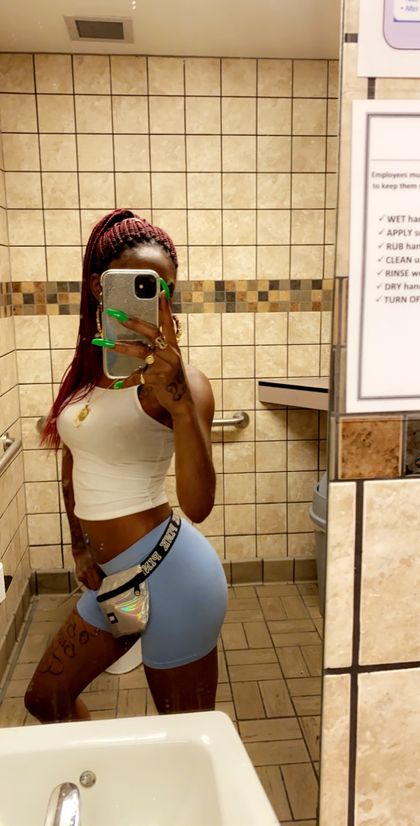 bellarosebell OnlyFans picture