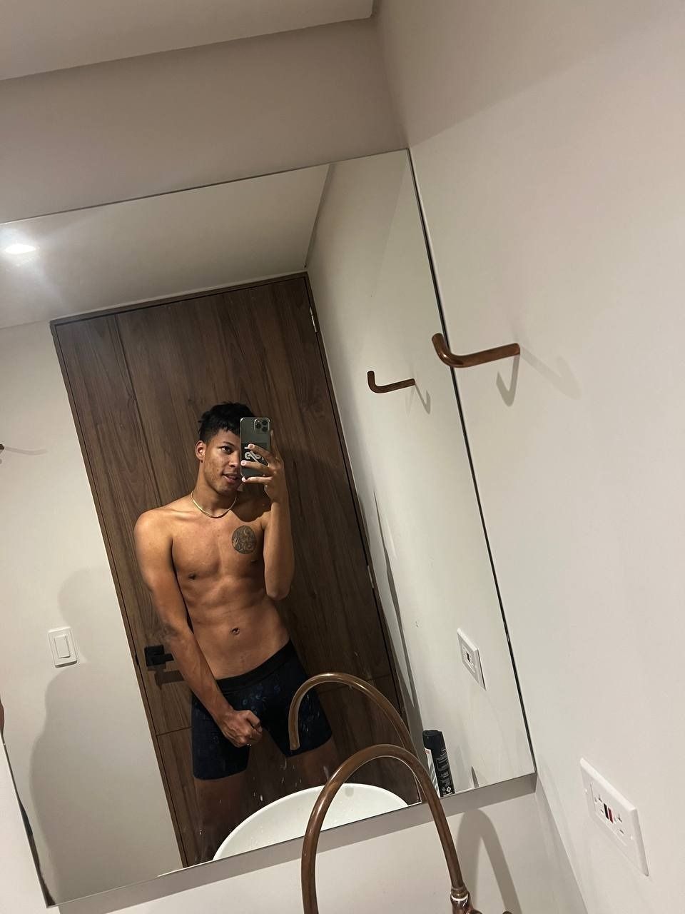 alehot23 OnlyFans profile picture