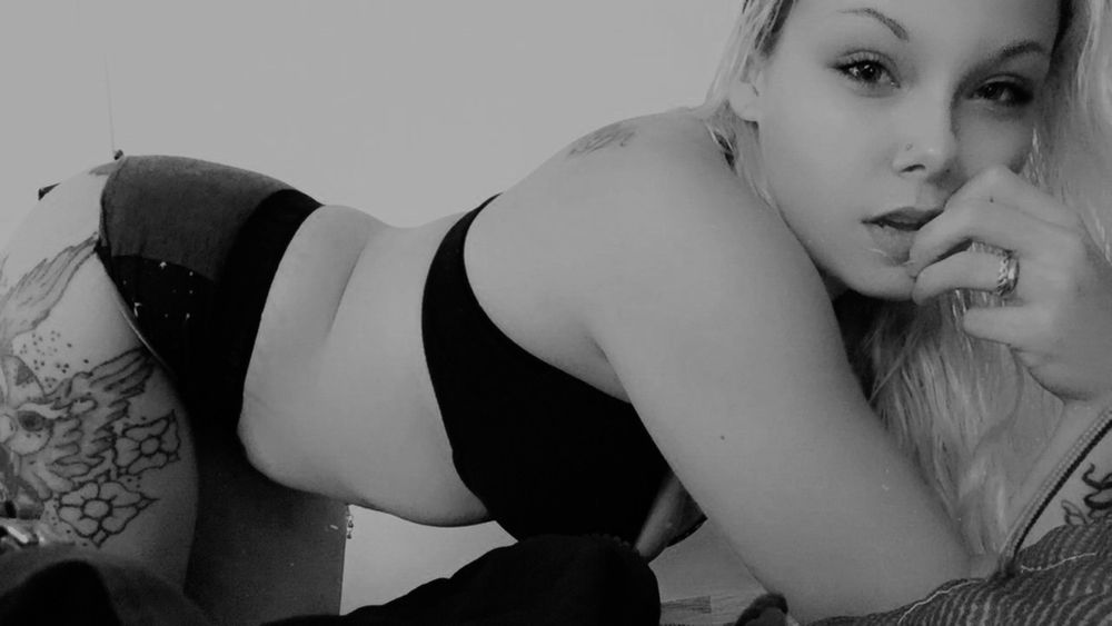 itty_bitty_bri OnlyFans profile picture