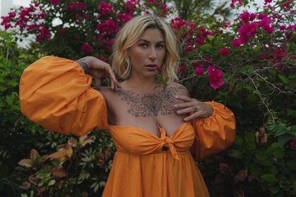 iwanttoknowher OnlyFans picture