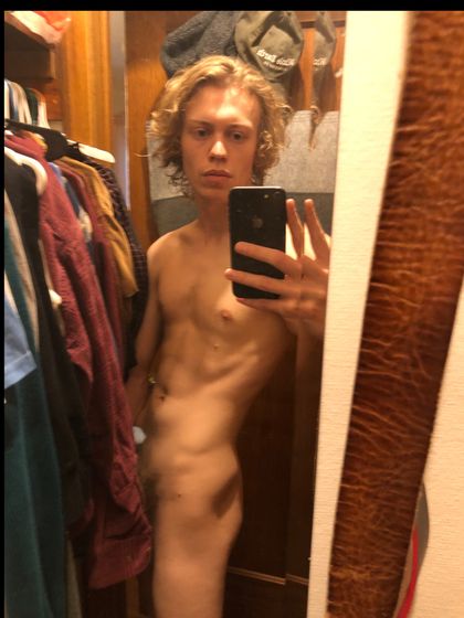 u48332782 OnlyFans picture