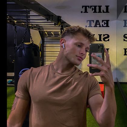 lelandhayes OnlyFans picture