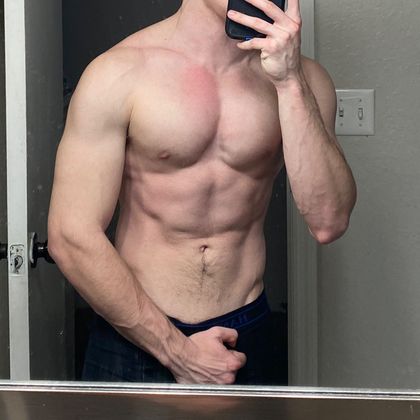 yourfavpocketbro OnlyFans picture