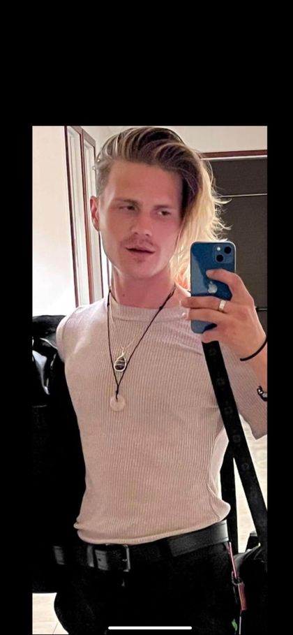 calisafaru OnlyFans picture