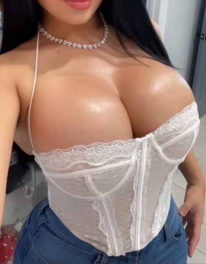 adrianavasini OnlyFans picture