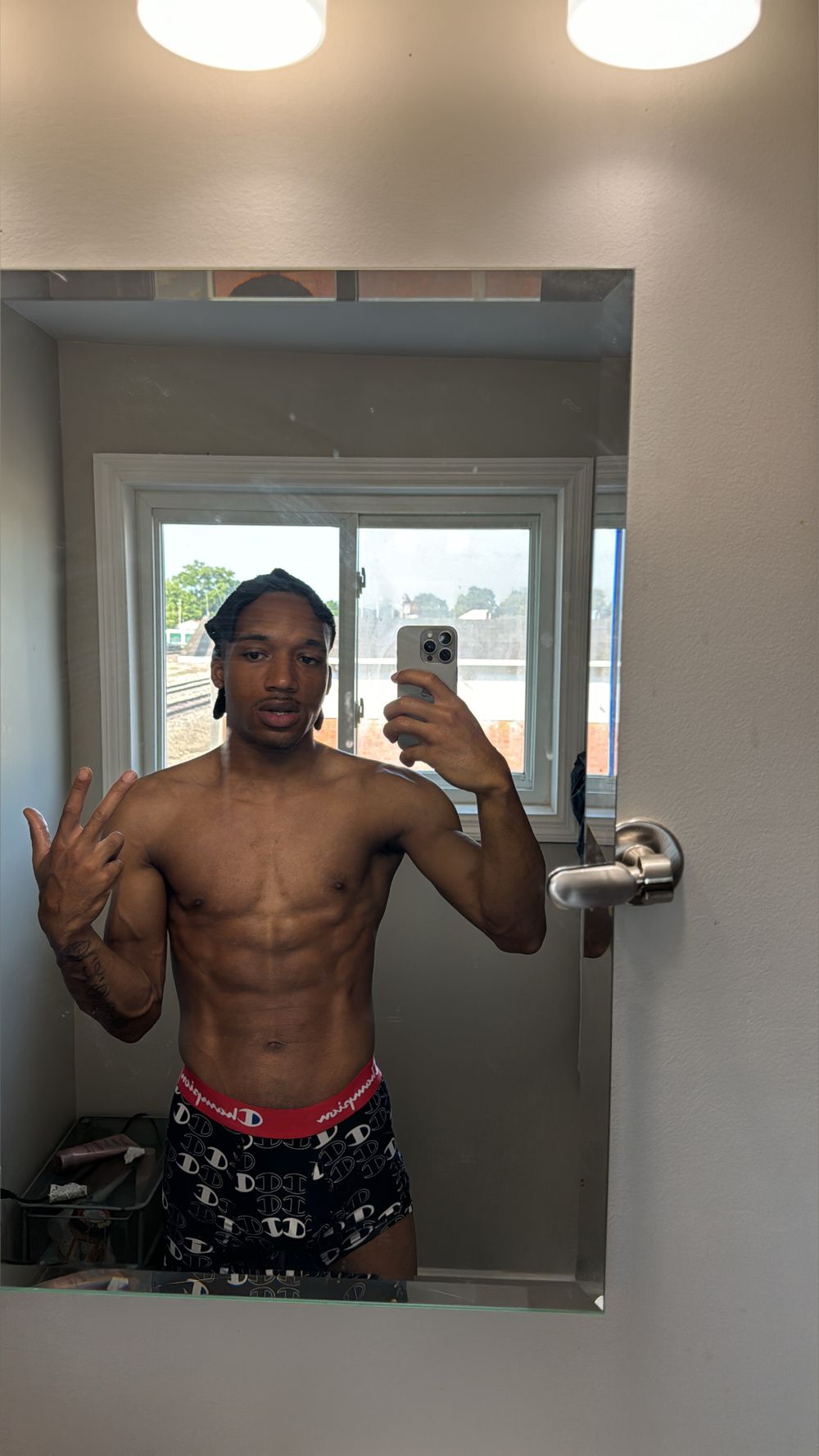 zanstar OnlyFans profile picture