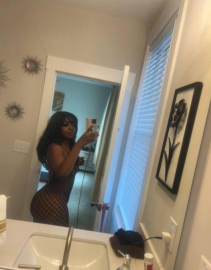 queeenmara OnlyFans picture