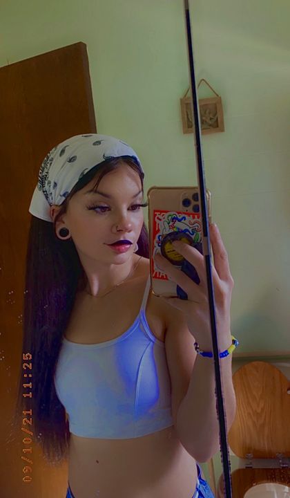 d3adbutt3rflies OnlyFans picture