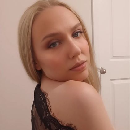 xrainbowlustx OnlyFans picture