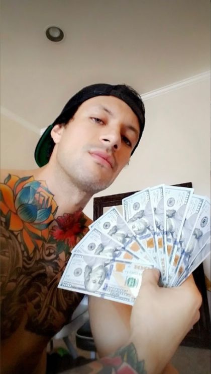 itsaustin.wiles OnlyFans picture