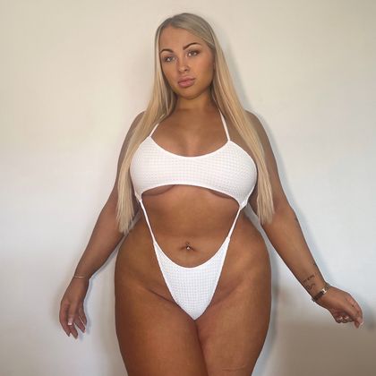 abbcrrll_free OnlyFans picture