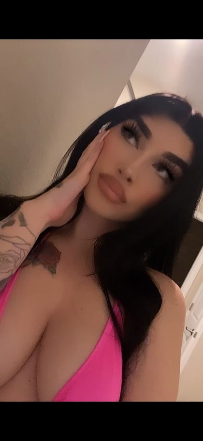 yoursstrulymia OnlyFans picture