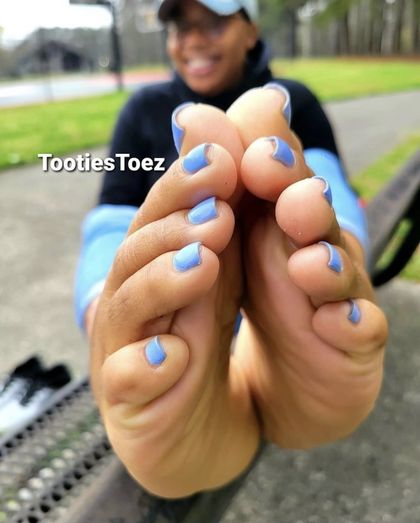tootieztoez OnlyFans picture