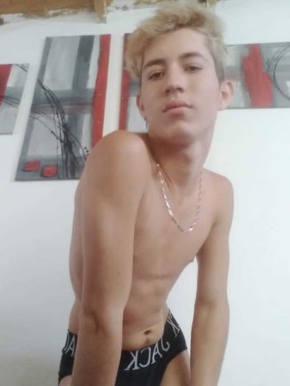 lucasvera2021 OnlyFans picture
