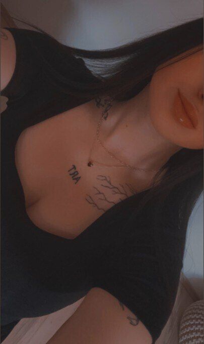 sophie_schneider OnlyFans picture