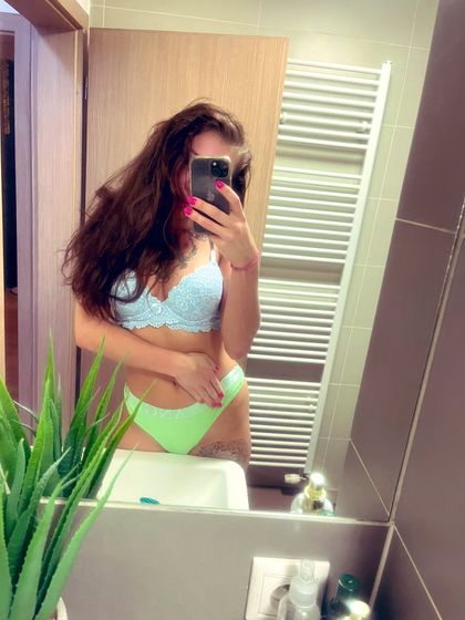 aliastaroficial OnlyFans picture