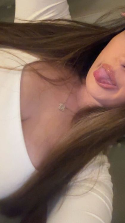 emilyygreeen98 OnlyFans picture