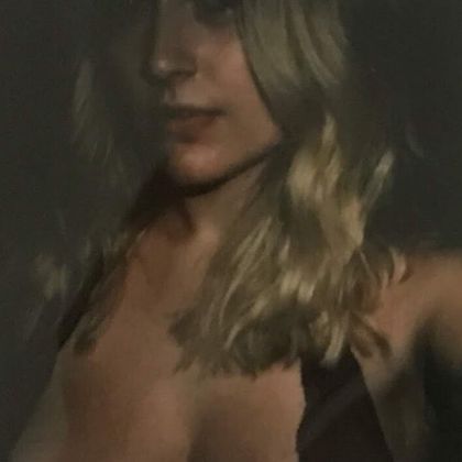chapelgrey OnlyFans picture