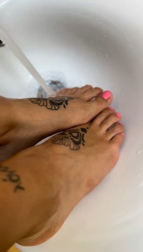 hippiefeet34 OnlyFans picture