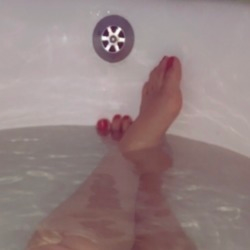 lololulu OnlyFans picture