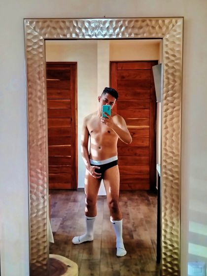 erickval_ OnlyFans picture
