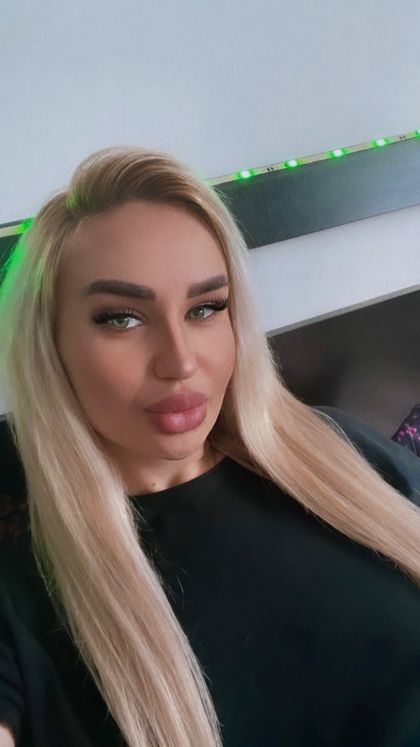 ionela.cristina OnlyFans picture