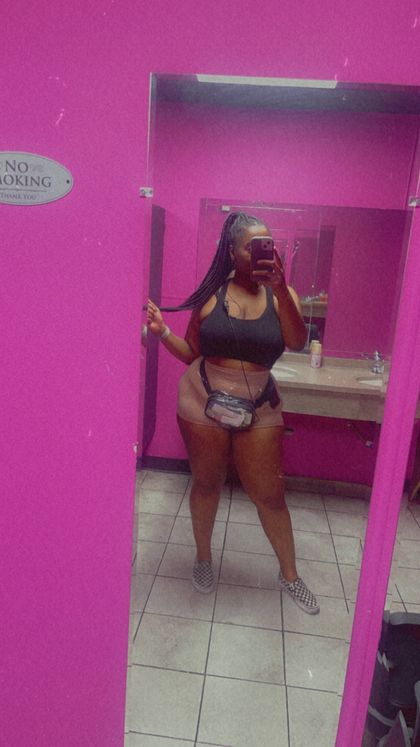 peachesssandcreamm2 OnlyFans picture
