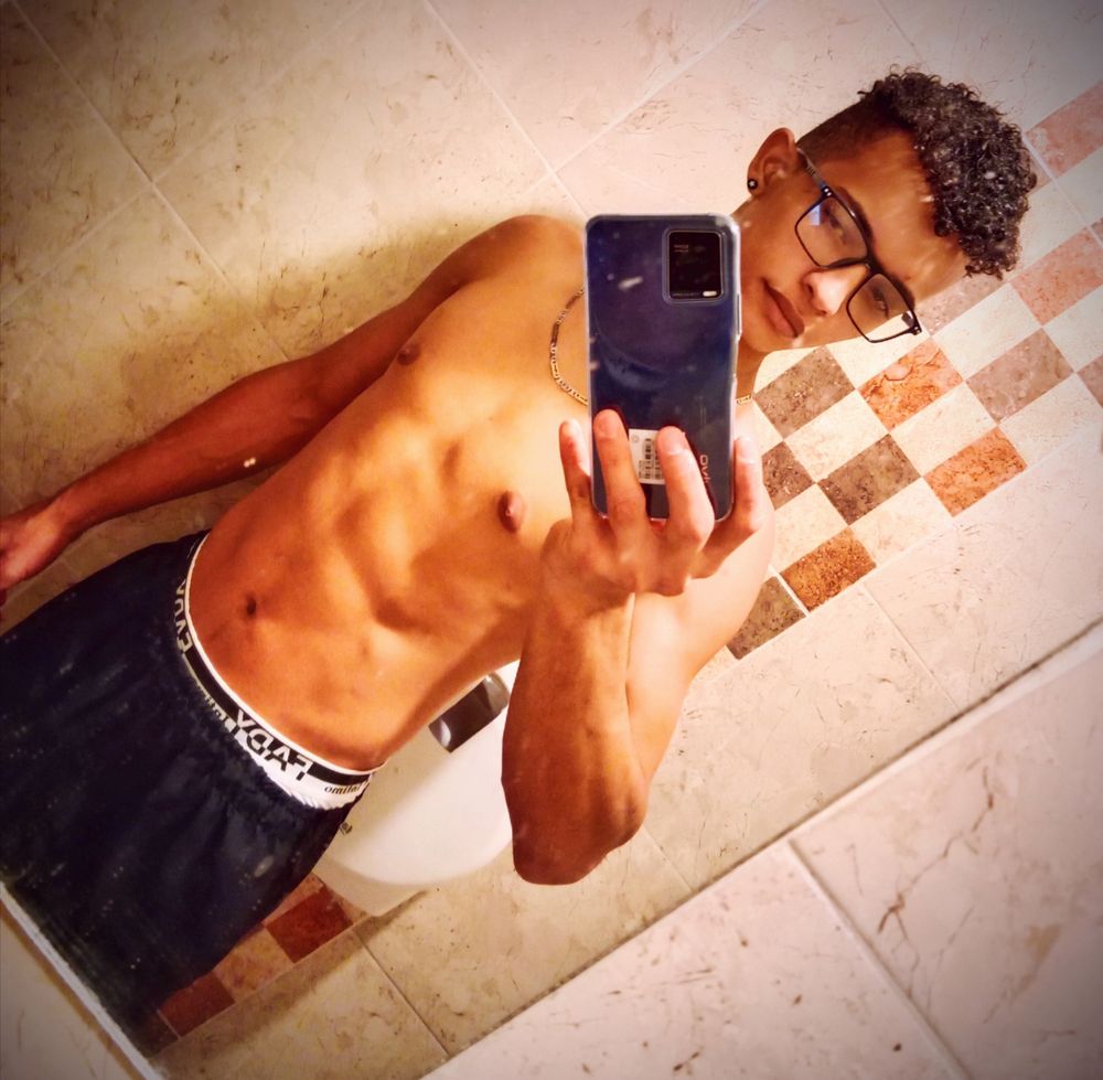 u220111433 OnlyFans profile picture