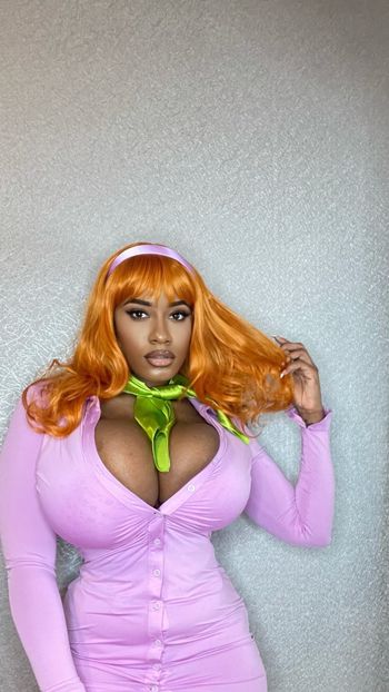 yanithebodyvip OnlyFans - Free Trial - Photos - Socials | FansMetrics.com