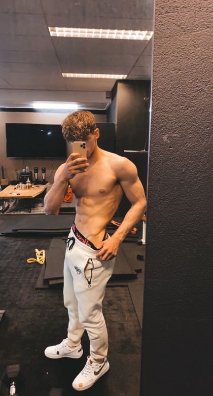 elia65355 OnlyFans picture