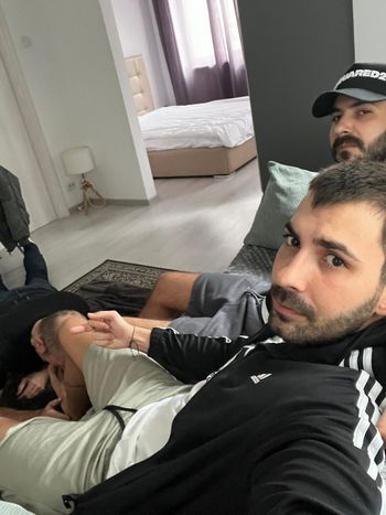Twins-Bros