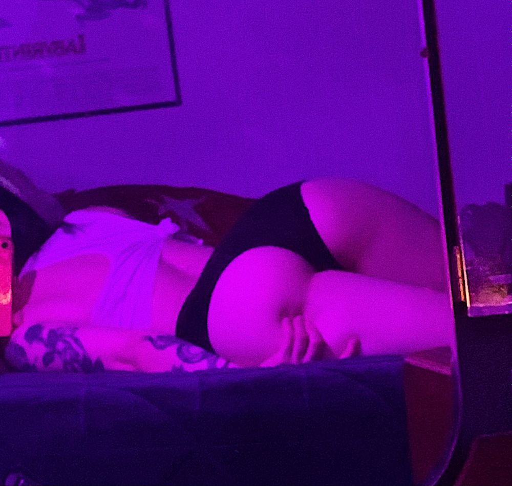 crimsonandclover_ OnlyFans profile picture